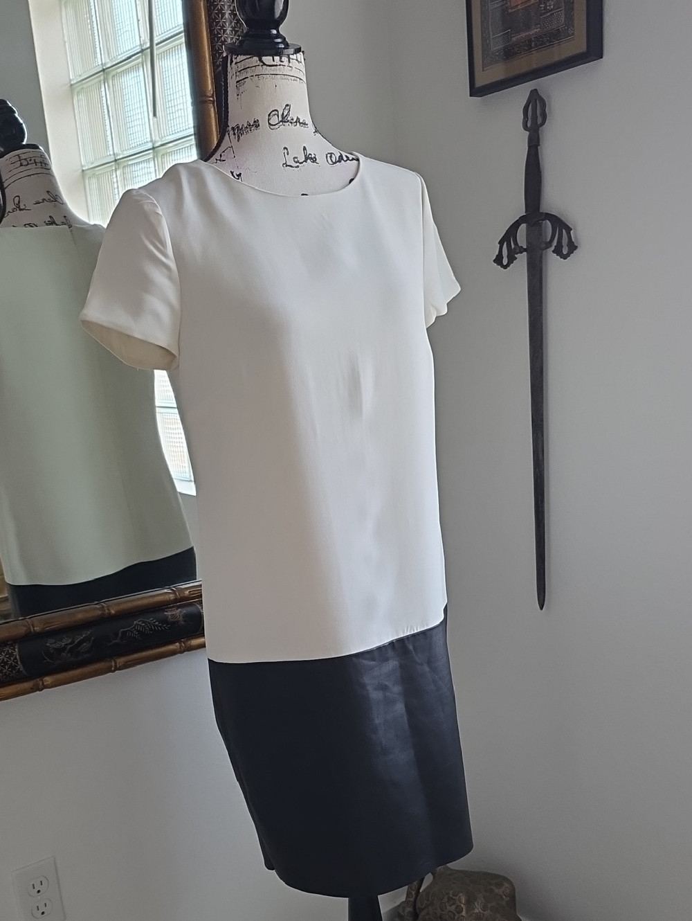 Ralph Lauren Black Label Mini Dress Women's Size 8 Cream Black Leather Skirt